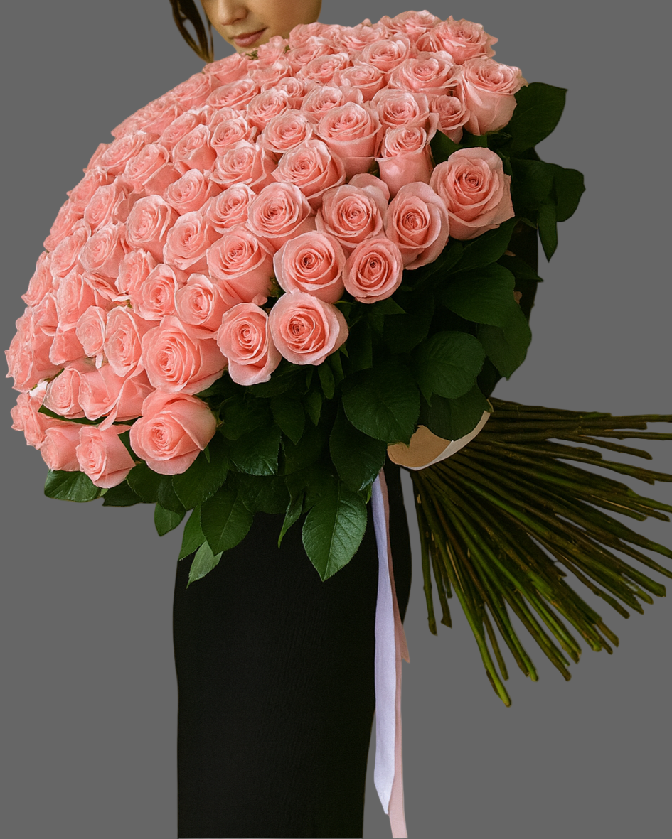 “Bouquet Endless Pink Roses with luxury pink roses available in sizes from 25 to 151 stems, premium romantic bouquet for delivery in Miami and Sunny Isles.”