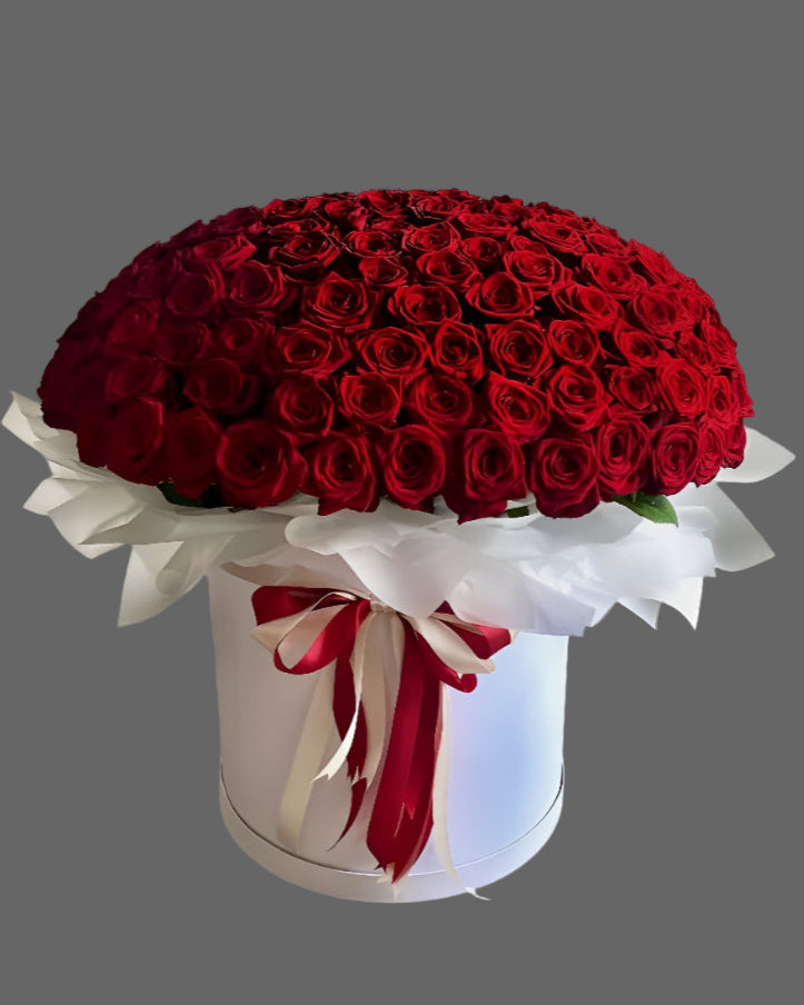 “Luxury Ultimate Love flower box with fresh red roses – premium romantic gift available in Miami.”