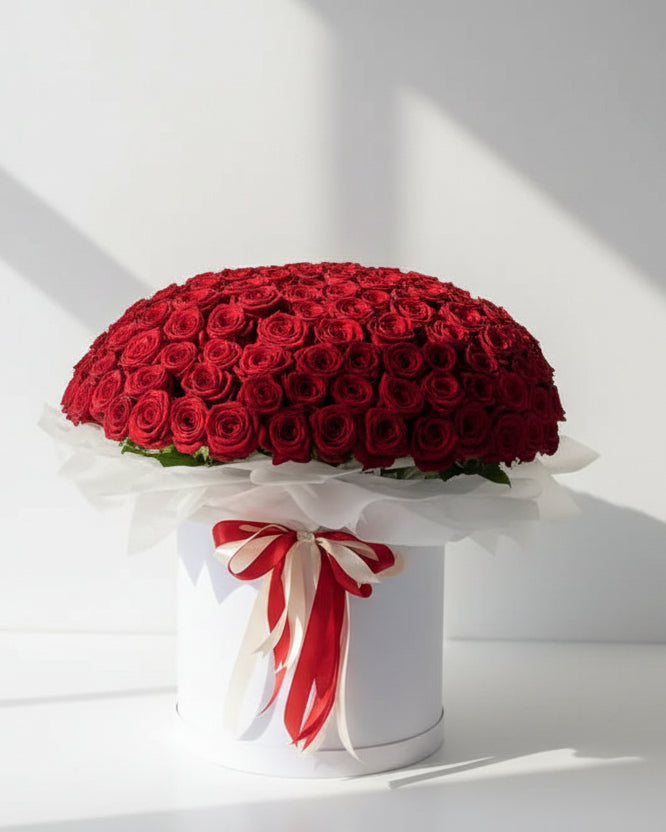 “Luxury Ultimate Love flower box with fresh red roses – premium romantic gift available in Miami.”