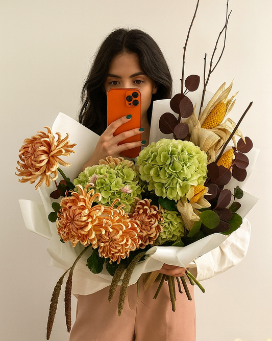 Autumn bouquet “Autumn Harvest” — caramel chrysanthemums, green hydrangeas, burgundy eucalyptus, decorative corn; natural warm tones; modern seasonal design; same-day delivery in Miami & Sunny Isles.
