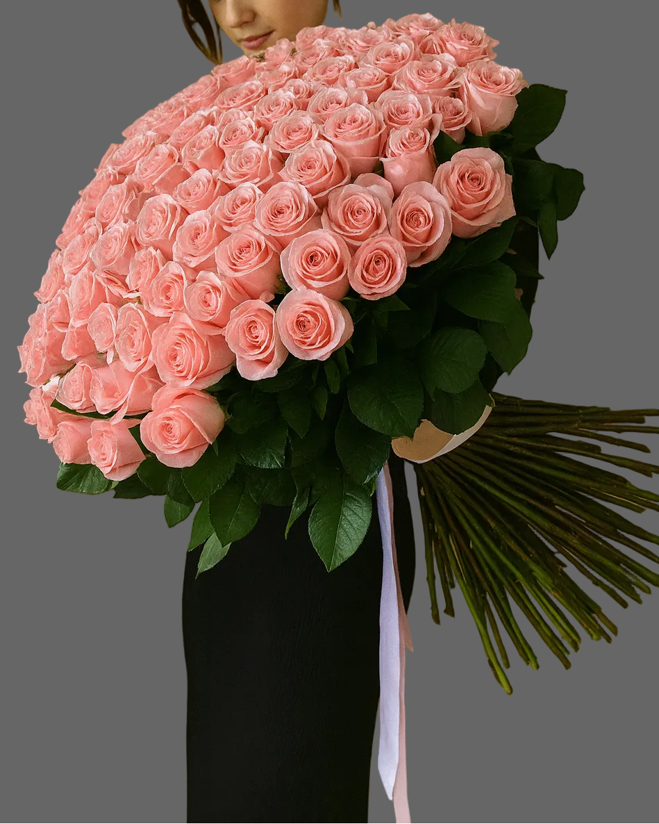 “Bouquet Endless Pink Roses with luxury pink roses available in sizes from 25 to 151 stems, premium romantic bouquet for delivery in Miami and Sunny Isles.”