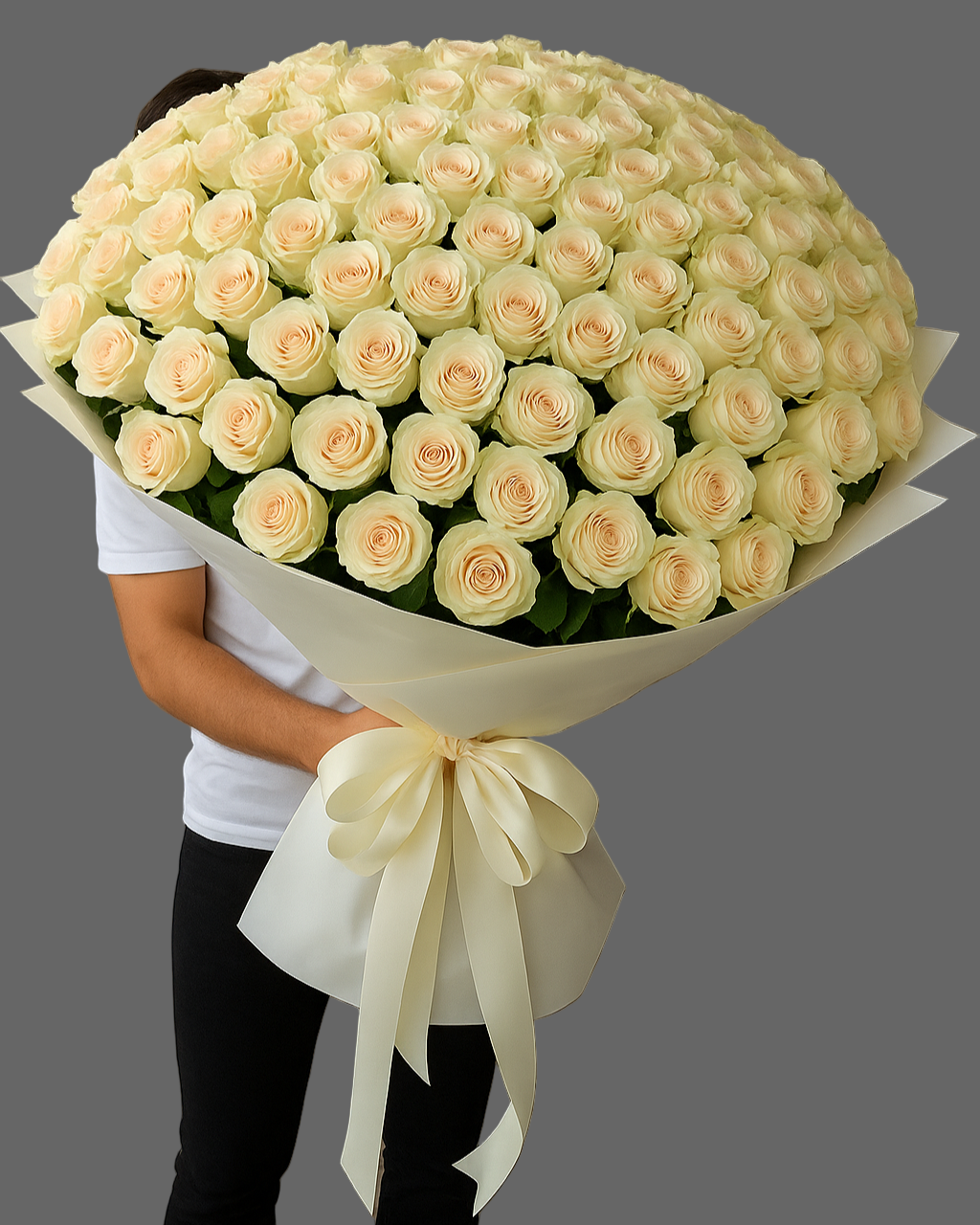 PEARL EDITION bouquet with white roses, luxury round arrangement available in multiple sizes, fresh flower delivery in Miami and Sunny Isles.