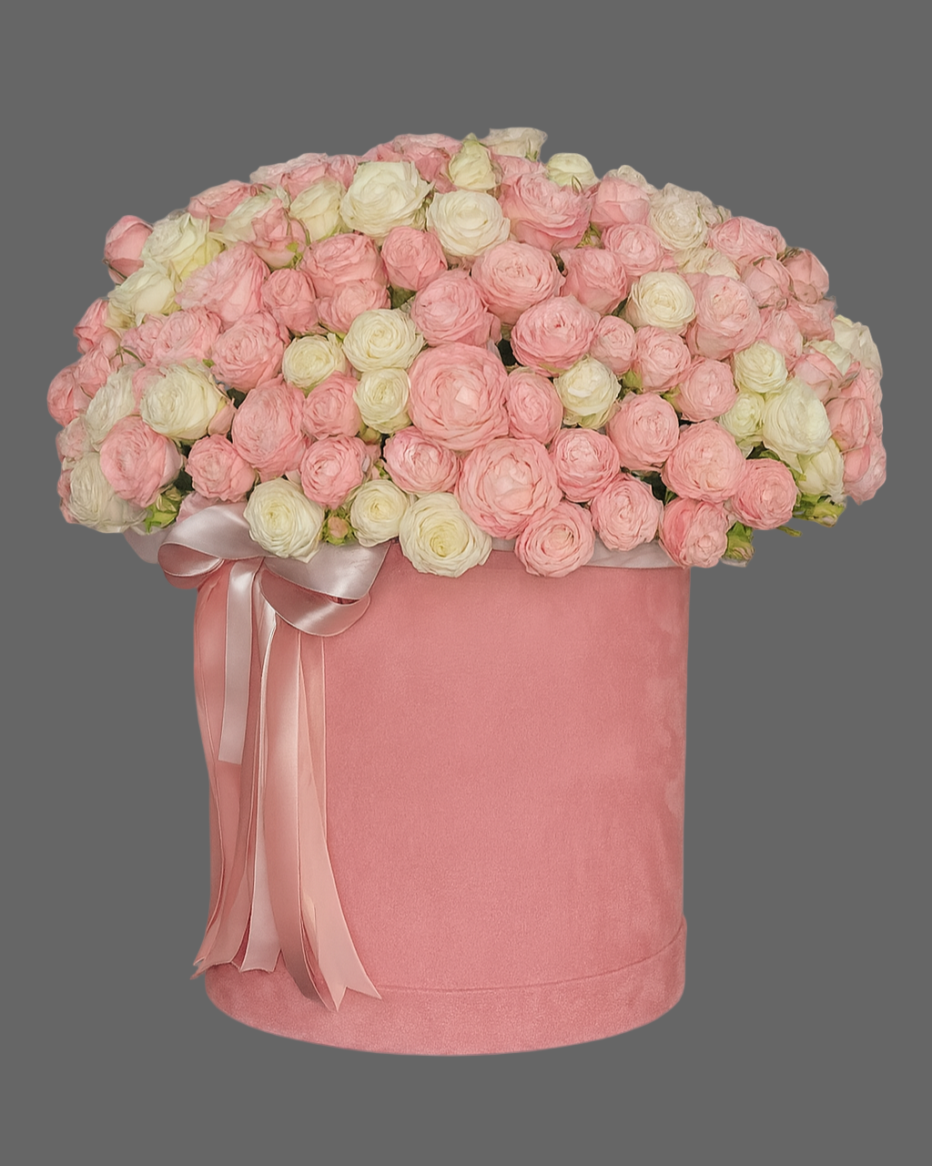 “Luxury mix roses flower box with pink and white roses in a velvet hat box for delivery in Miami and Sunny Isles.”
