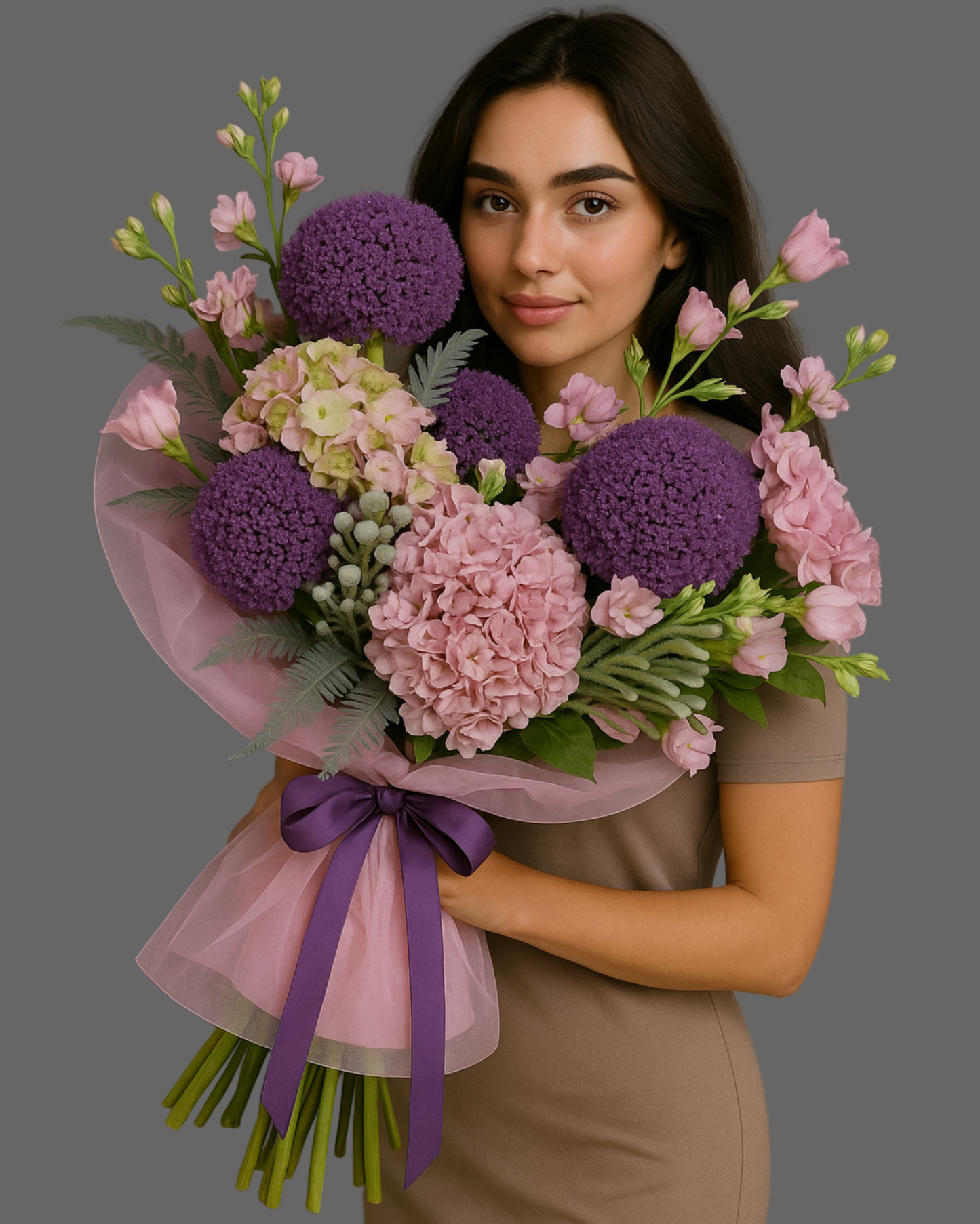 Flower Delivery Miami — Bouquet “HIPNOSIS” | White & Green Modern Flowers