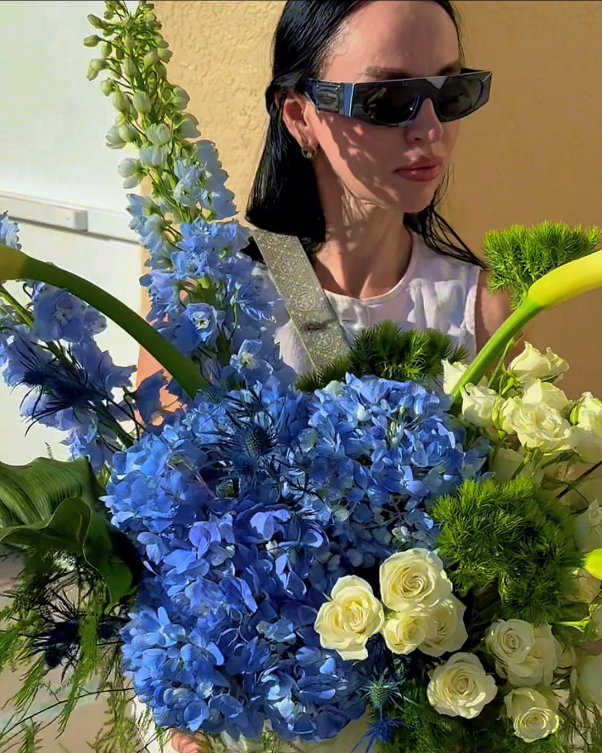 "MY STAR"— Luxury Floral Arrangement in Vase